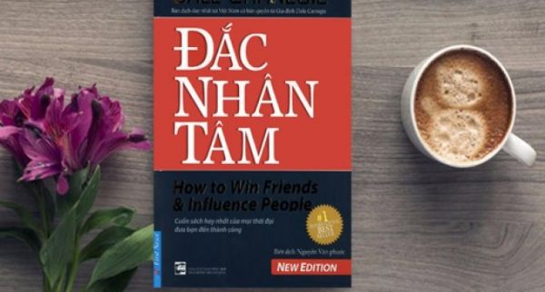 Ở Dak Nan Tam, tác giả rất quan tâm đến vấn đề giao tiếp và coi đó là nghệ thuật, và người giao tiếp là người nghệ sĩ làm nghệ thuật.