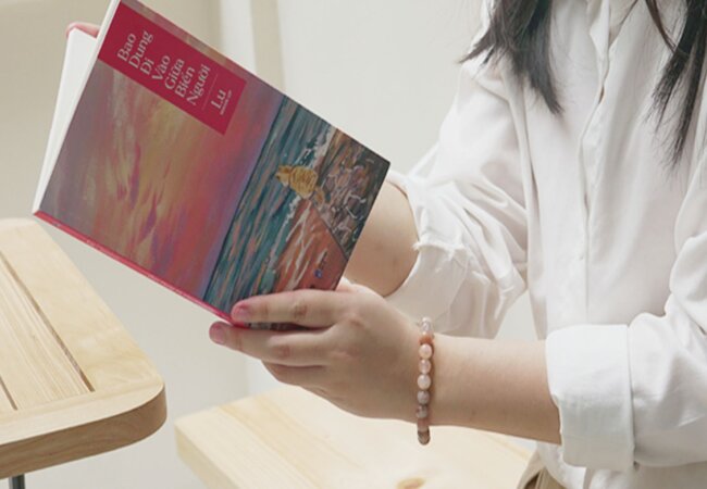 bao-dung-di-vao-giua-bien-nguoi-song-cham-lai-binh-yen-roi-se-thay-duong-4