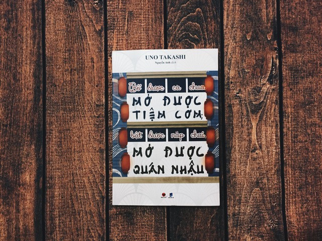 Bổ được cà chua, mở được tiệm cơm; Bật được nắp chai, mở được quán nhậu