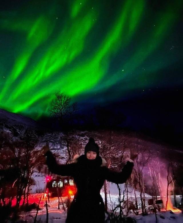 Dung Tran in Norway for chasing Northern Lights. Image Source: Facebook & Instagram Columnist Dung Tran ( Elita.DT)